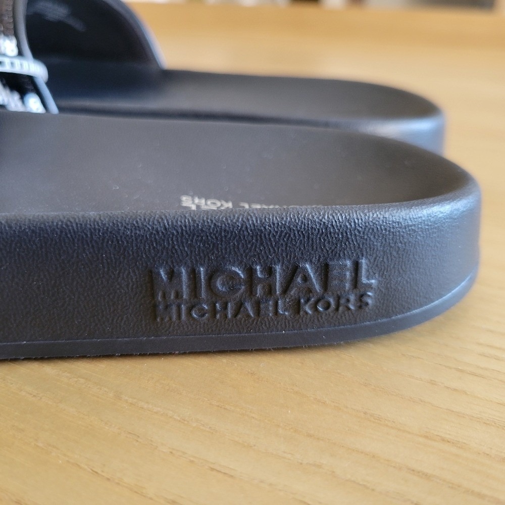 Michael Kors Gilmore Sequin Zebra Slides‎ Sandals - Picture 2 of 4